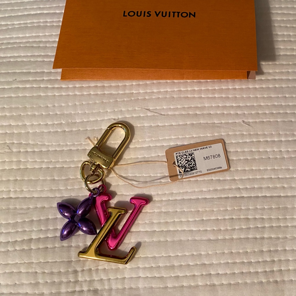 LV New Wave bag charm